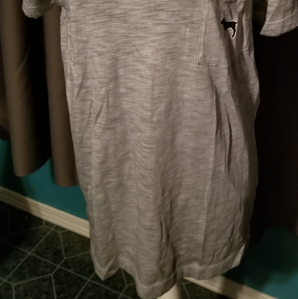 NWOT VINTAGE VS PINK SHORT SLEEVE TEE. KINDA MARLED COLOR. - Picture 2 of 5